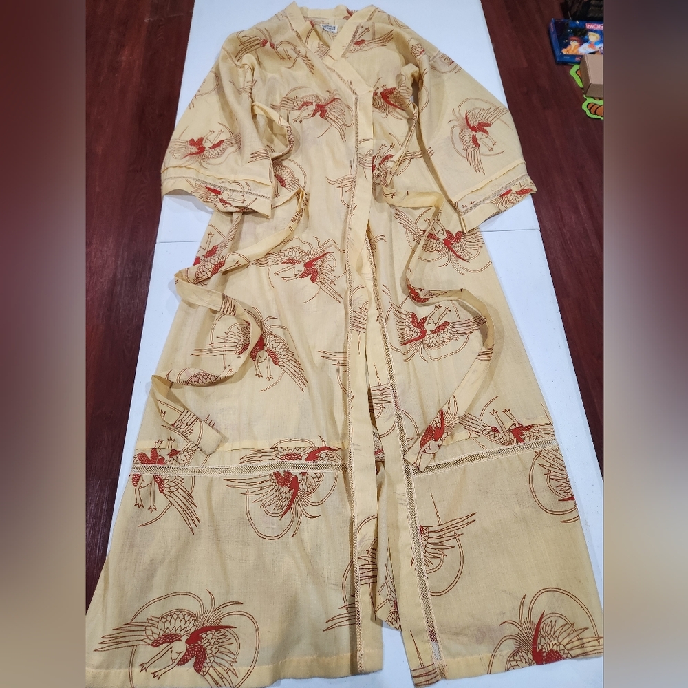 70s Margit Brandt Yellow Kimono Red Pattern Nightgown Formfit Rogers Chemises - Picture 8 of 12